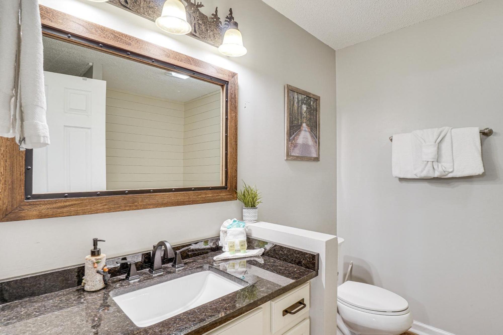 Downtown Gatlinburg Condo With Mountain-View Balcony Luaran gambar