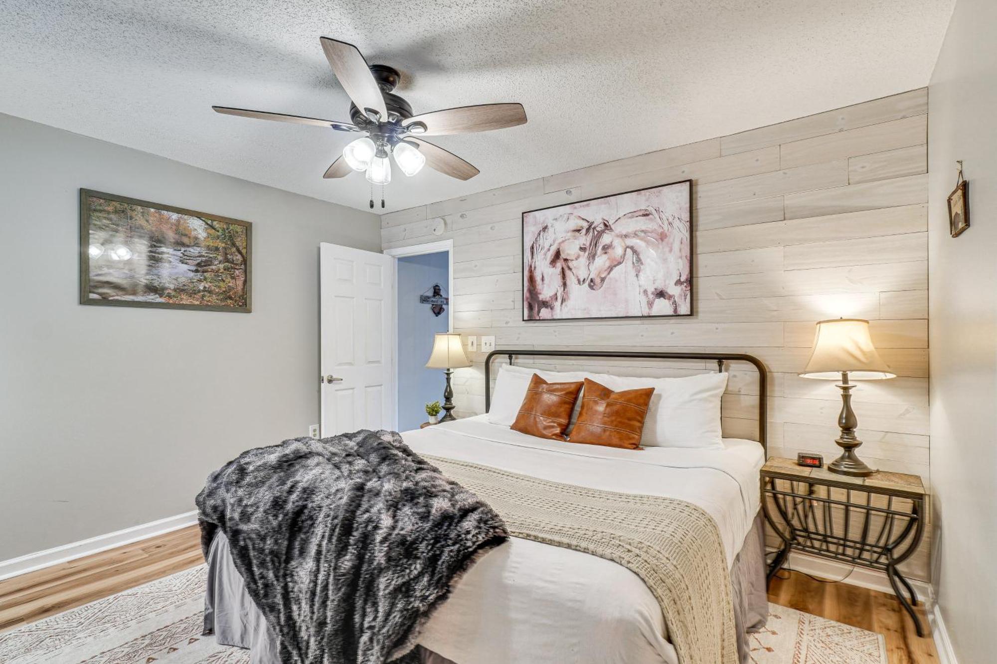 Downtown Gatlinburg Condo With Mountain-View Balcony Luaran gambar